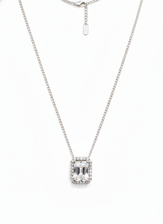 Radiant Emerald-Cut Halo Jewellery Set